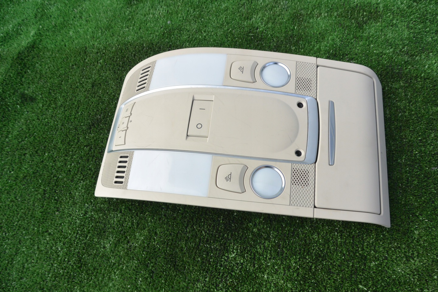 FANALE CIELO INTERNO beige AUDI Q7 4L LIFT
