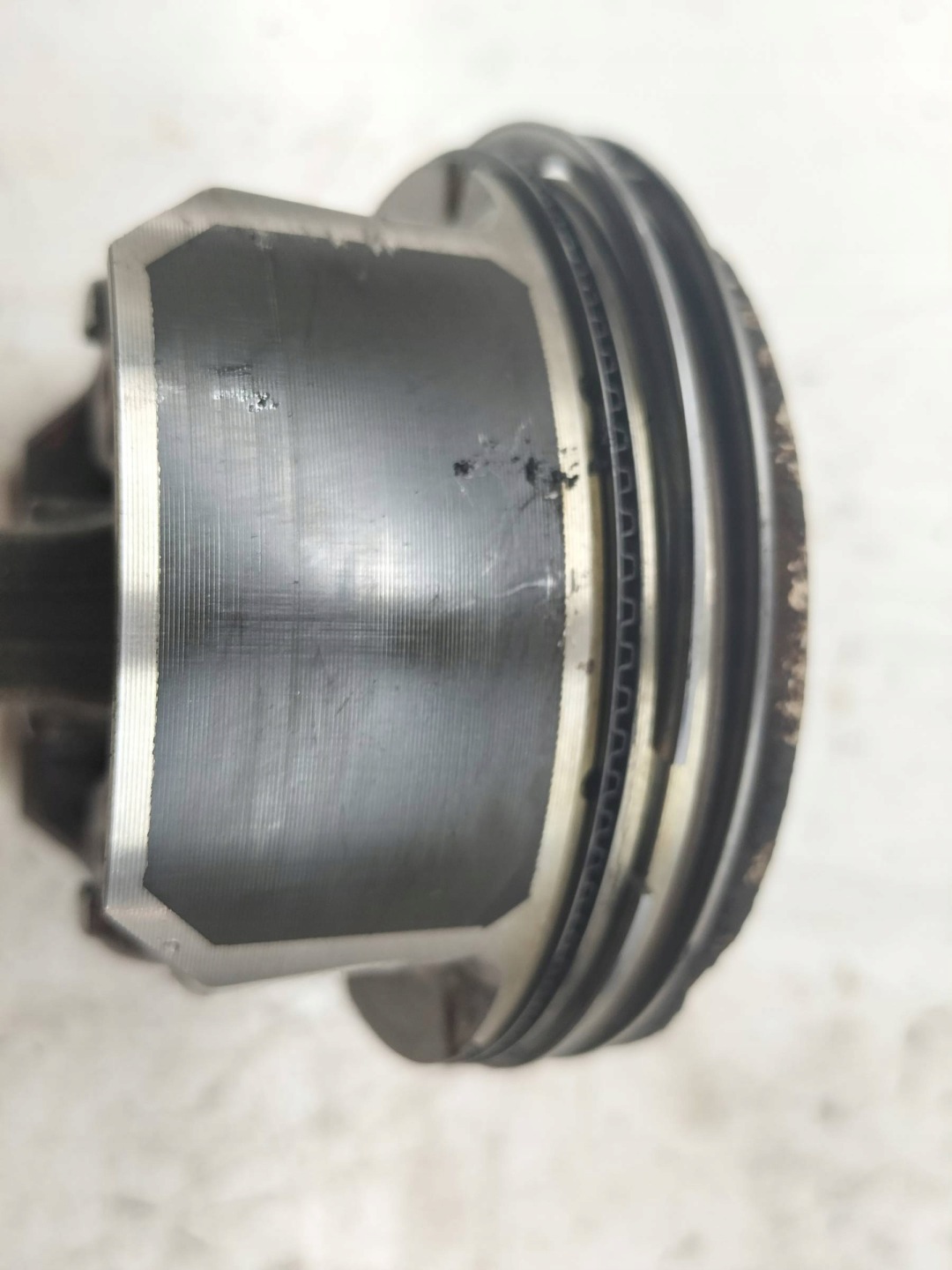 piston connecting rod 1.6 SCE Dacia Duster II (2017-2024)