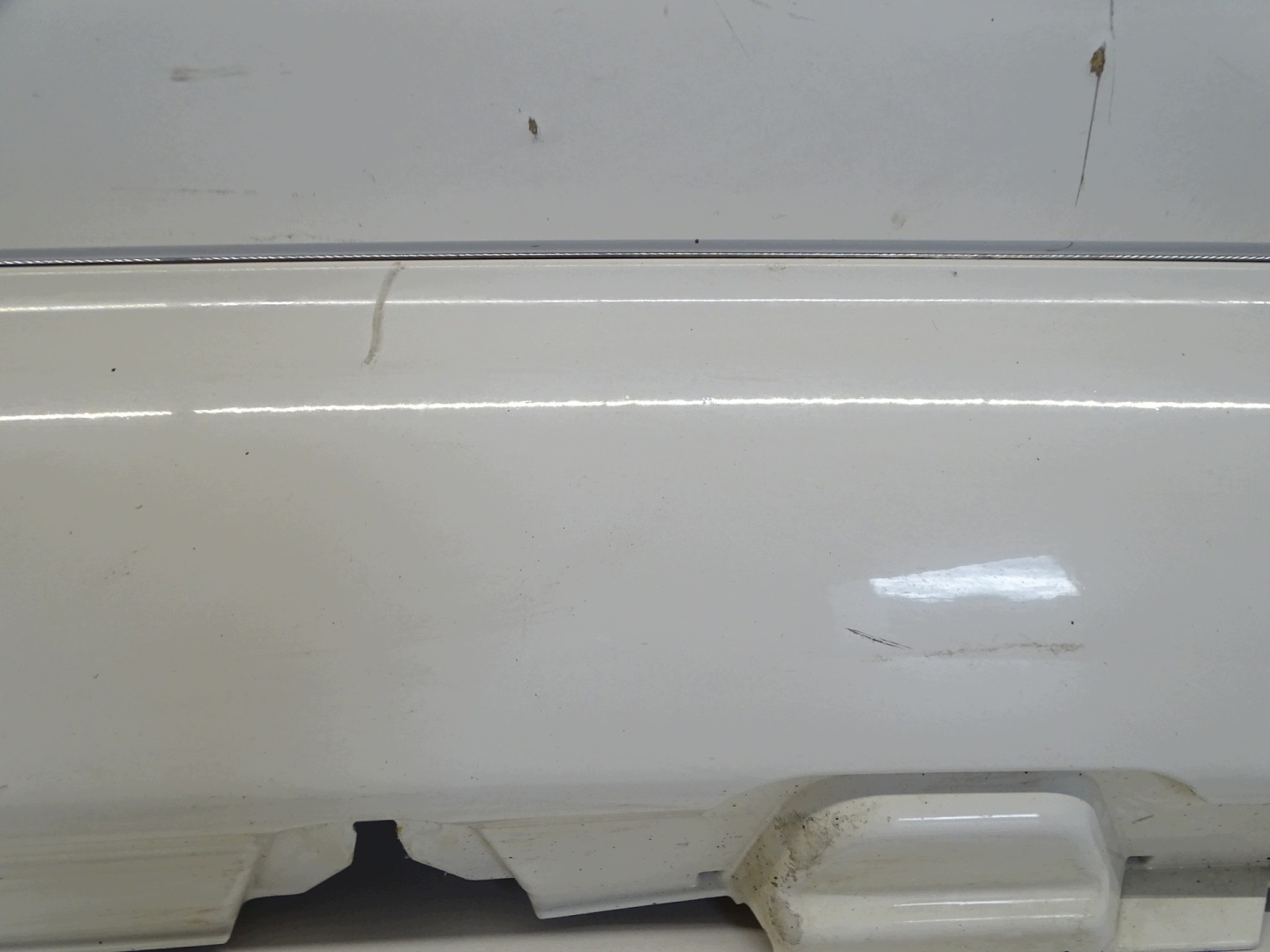 moulding threshold cap left MERCEDES C W205 sedan A2056900740