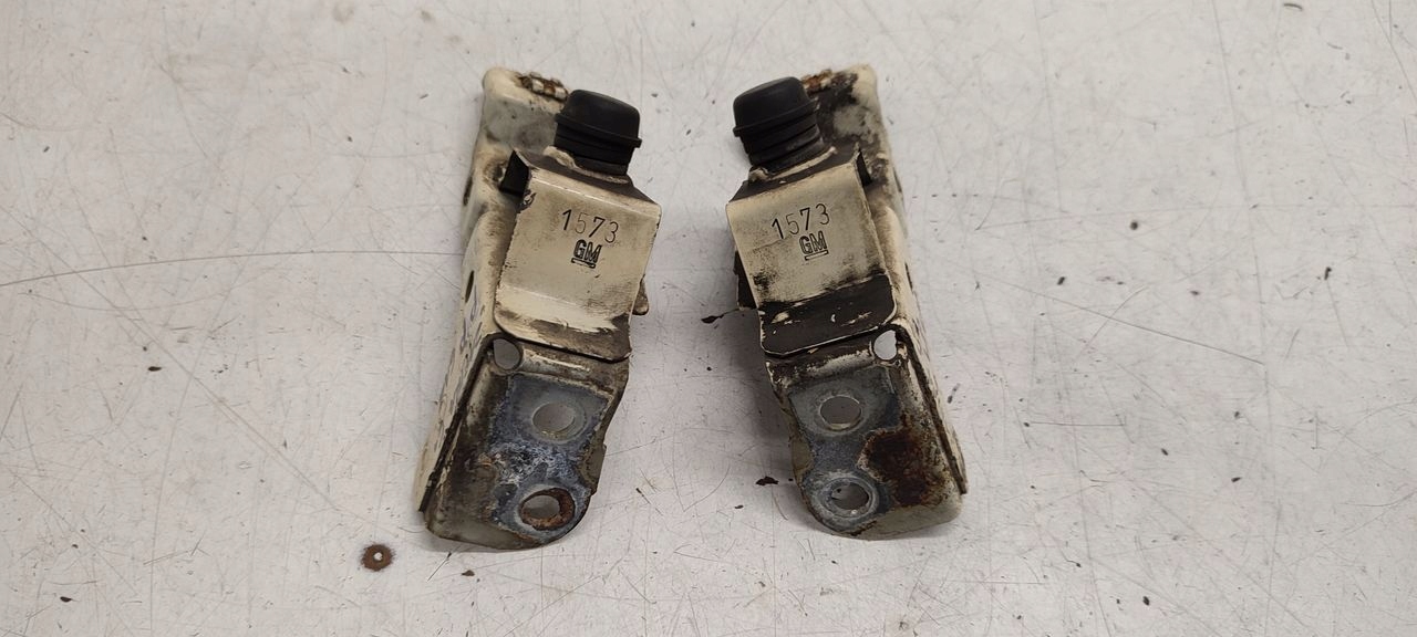 console bonnets left Opel Zafira C 1,6