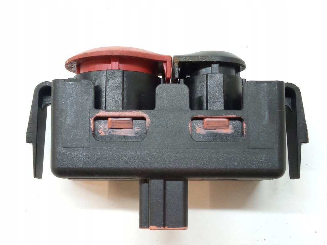 switch of warning lights 8200214896 Renault Modus and (2004-2012)