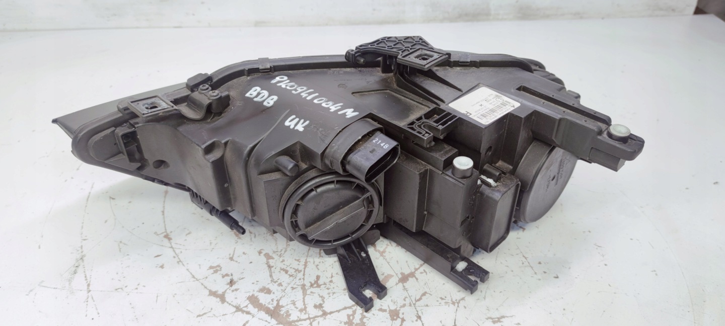 REFLEKTOR right AUDI A4 B8 LIFT UK 8K0941004M BDB