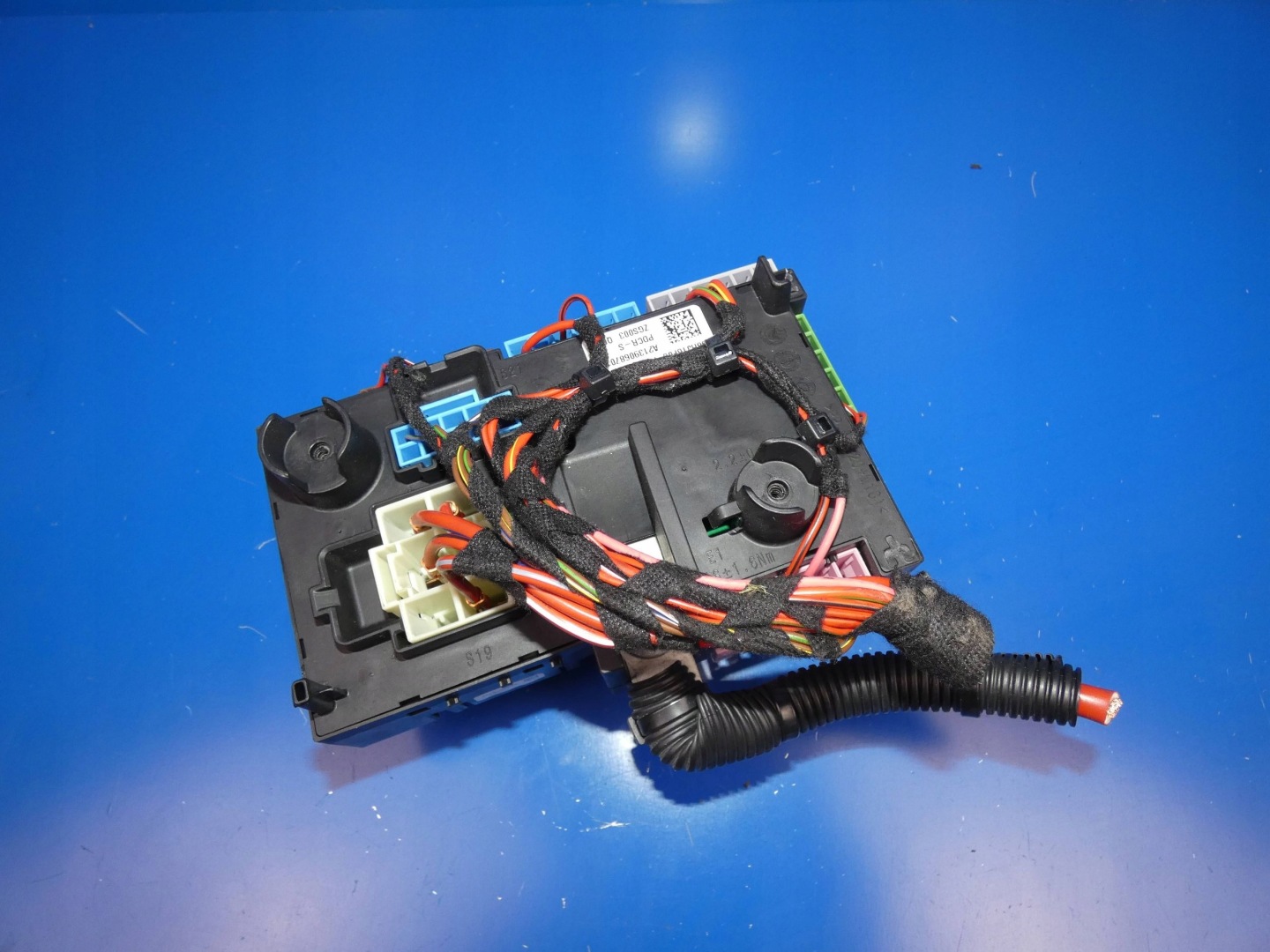 MERCEDES E KLASA W213 C W205 Module fusibles