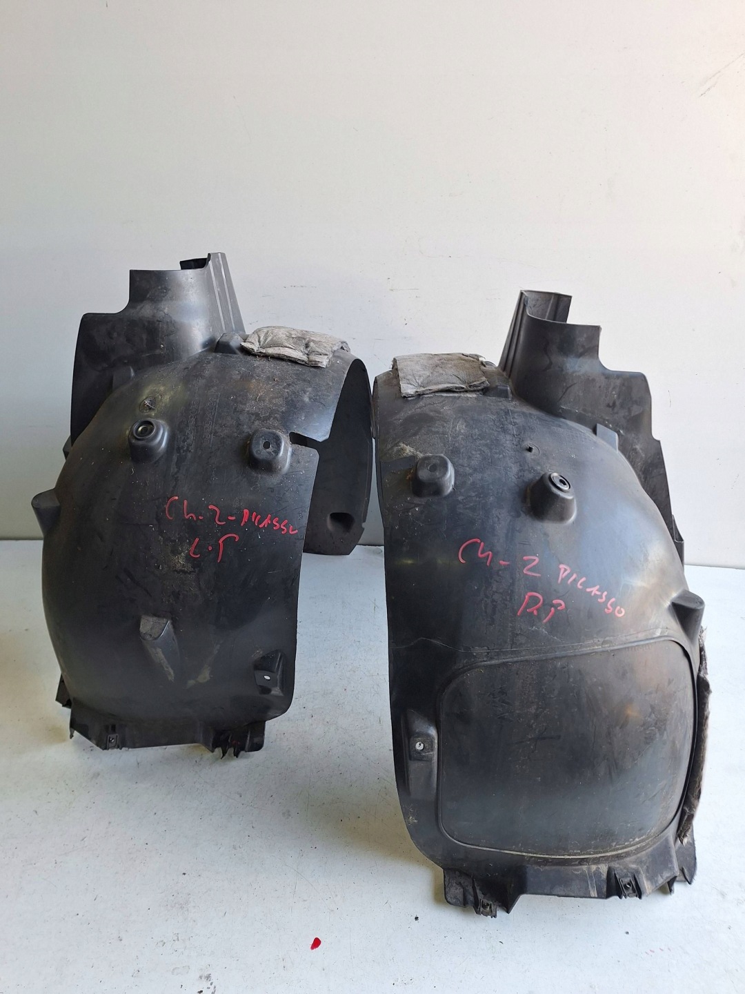 CITROEN C4 PICASSO II 13-16 mudguard front right