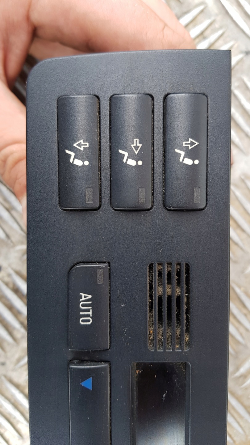 BMW E46 Unite commande clima Bouches buses 61.116902440