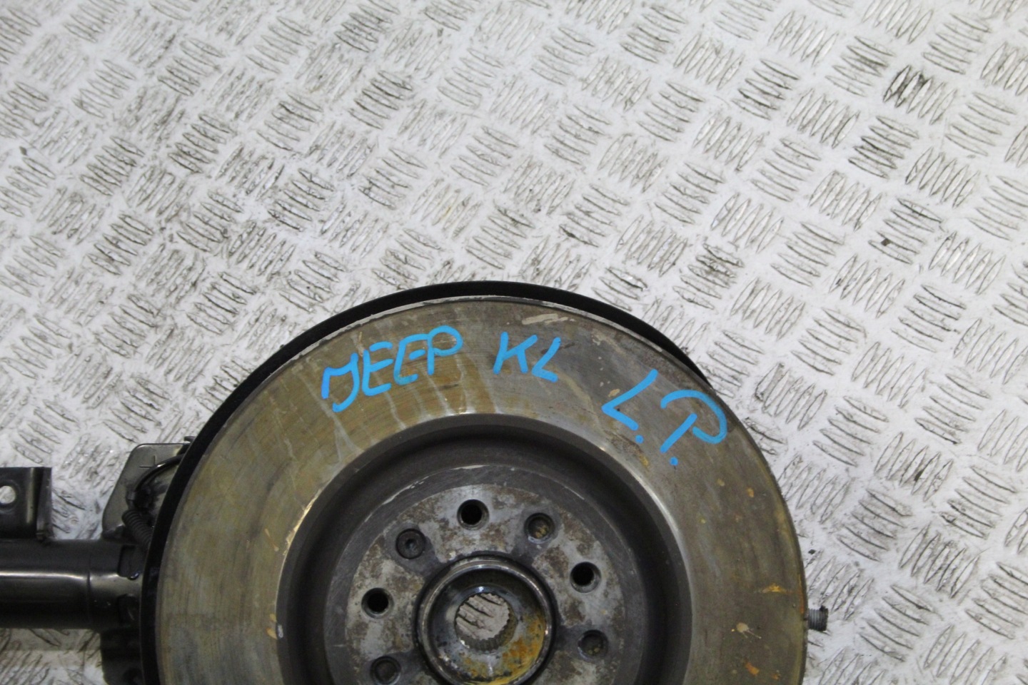 swing McPherson left front shock absorber JEEP CHEROKEE KL