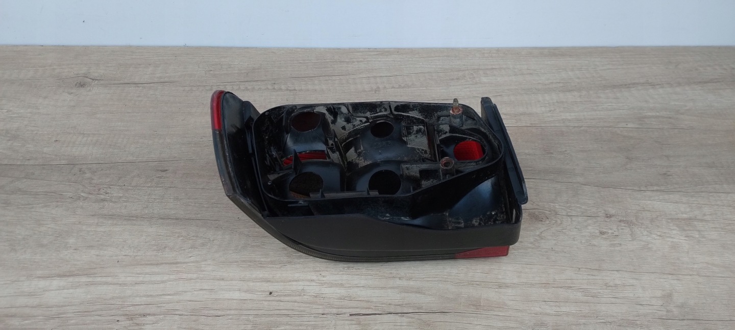 SEAT IBIZA left light W fender rear part CIEMNA