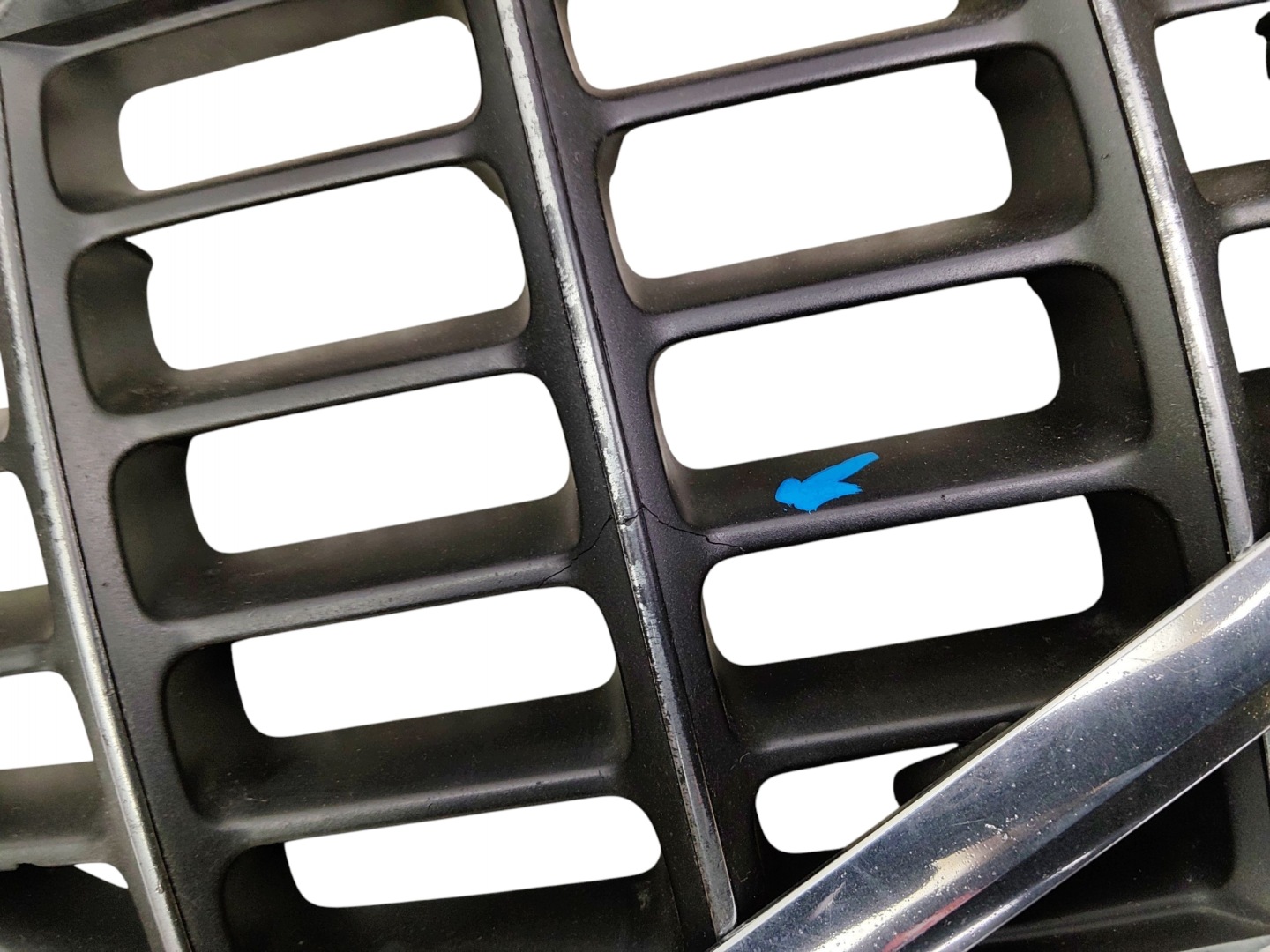 grid front PREKLADgrill radiator VOLVO V70 III (07-11) 30678627