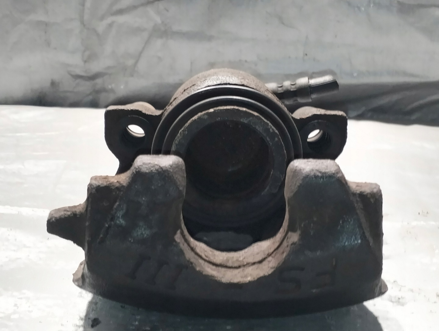 caliper brake right front AUDI A3 8L 97r 1.6B