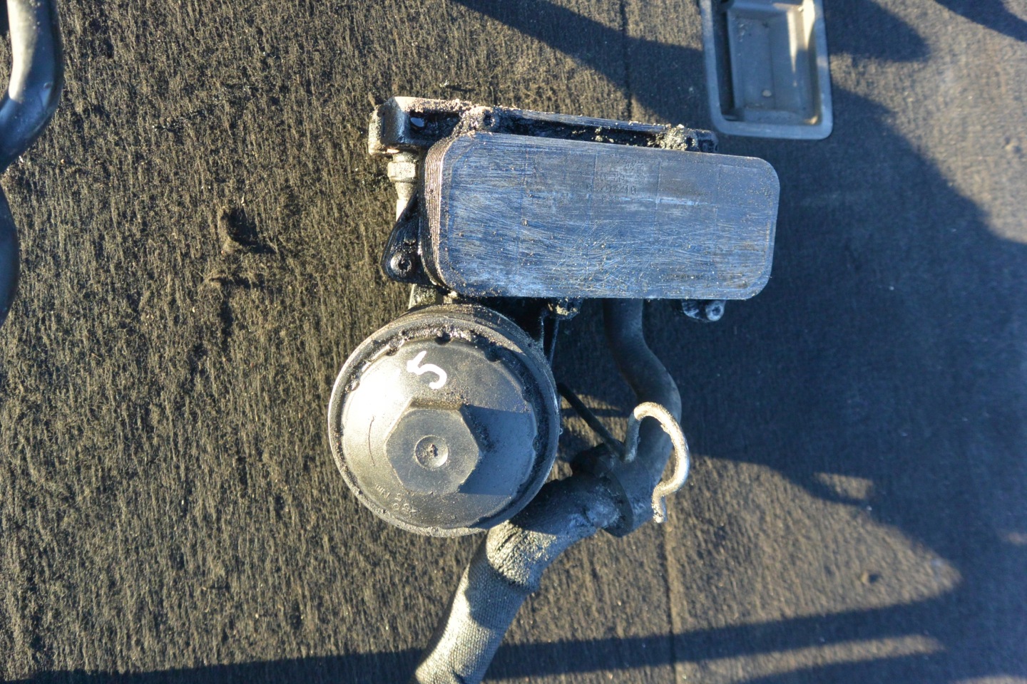 ÖLFILTERGEHÄUSE SCHLÄUCHE 2.5 TDI VW T5 KPL