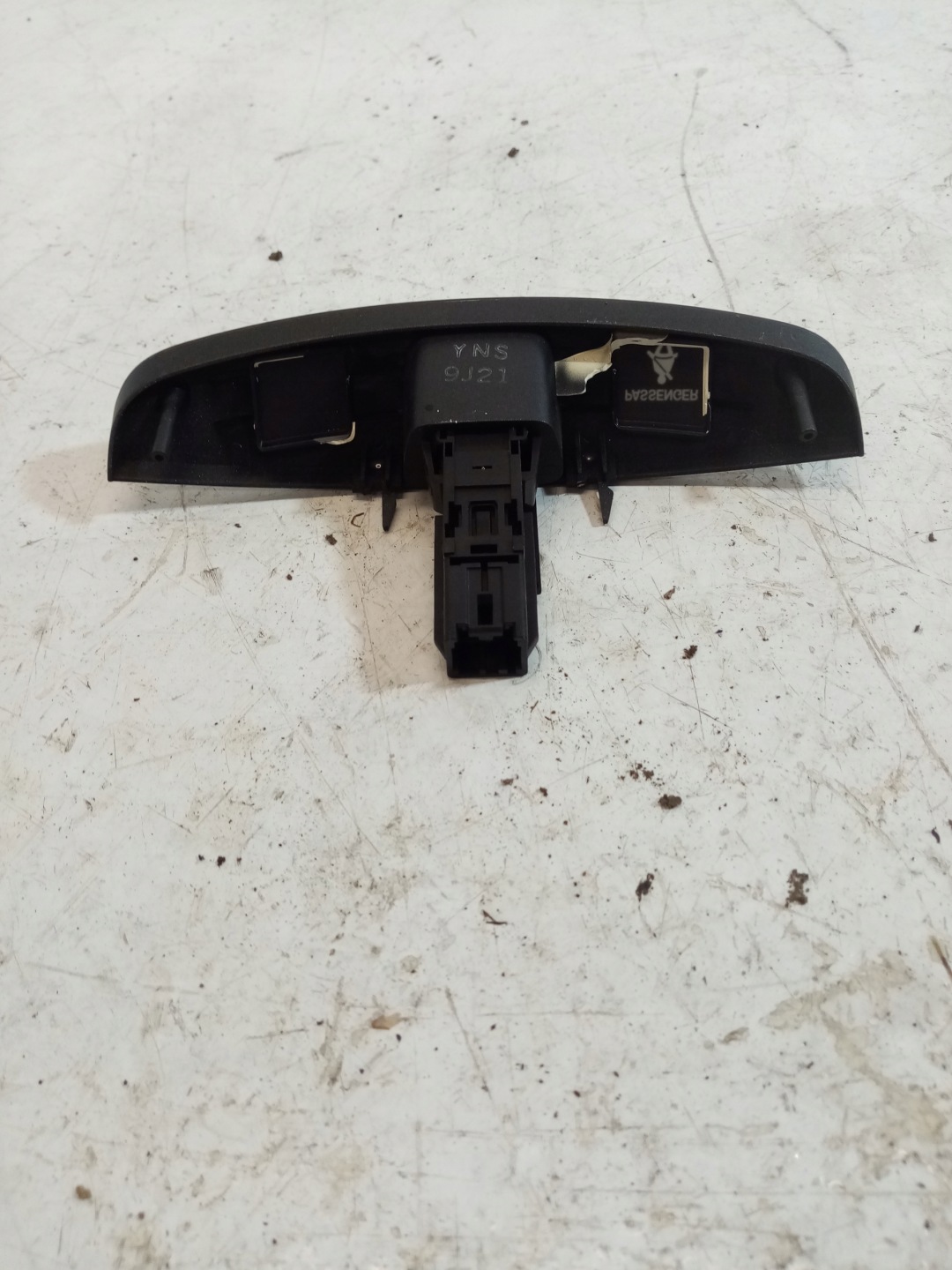 light switch of warning lights MAZDA 2