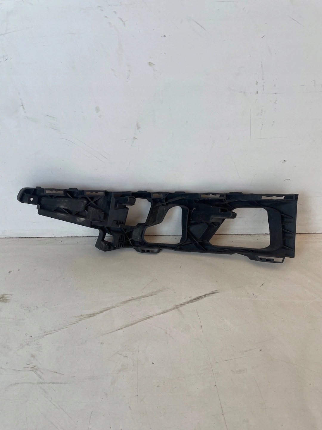 support holder of a bumper front front right Ford Mondeo MK4 Lift