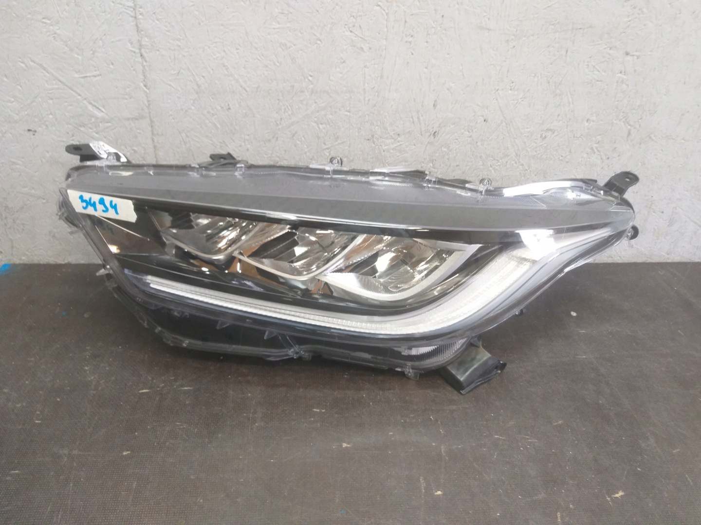 LIGHT FRONT LEFT TOYOTA YARIS IV 4 FULL LED