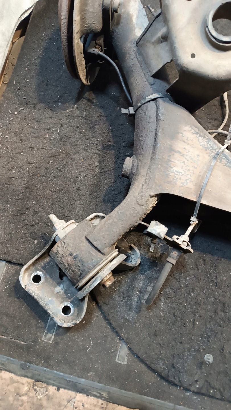 träger hinten Achsträgers CITROEN C4 1.6HDI 2005r