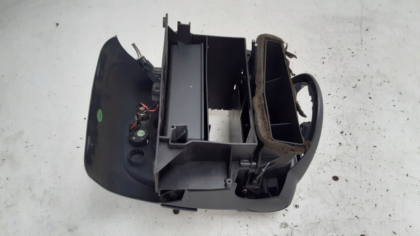 Panel srednji rešetka rešetka ventilacije Smart ForTwo