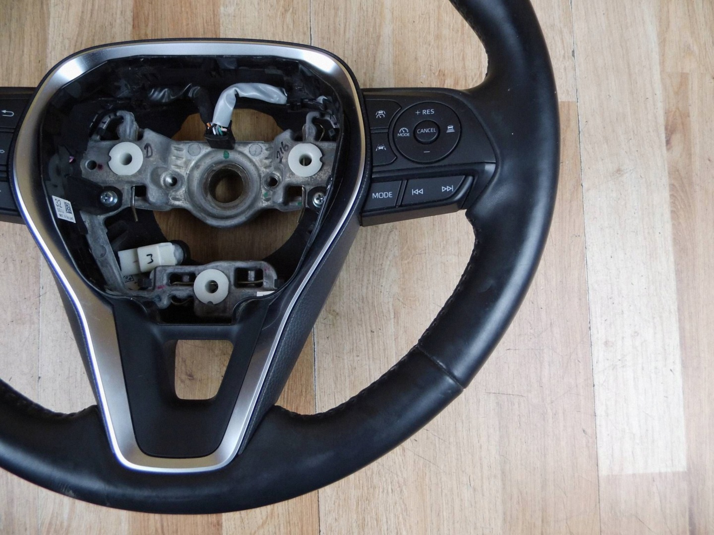 Toyota Corolla E21 2018-2023 steering wheel, heated heated
