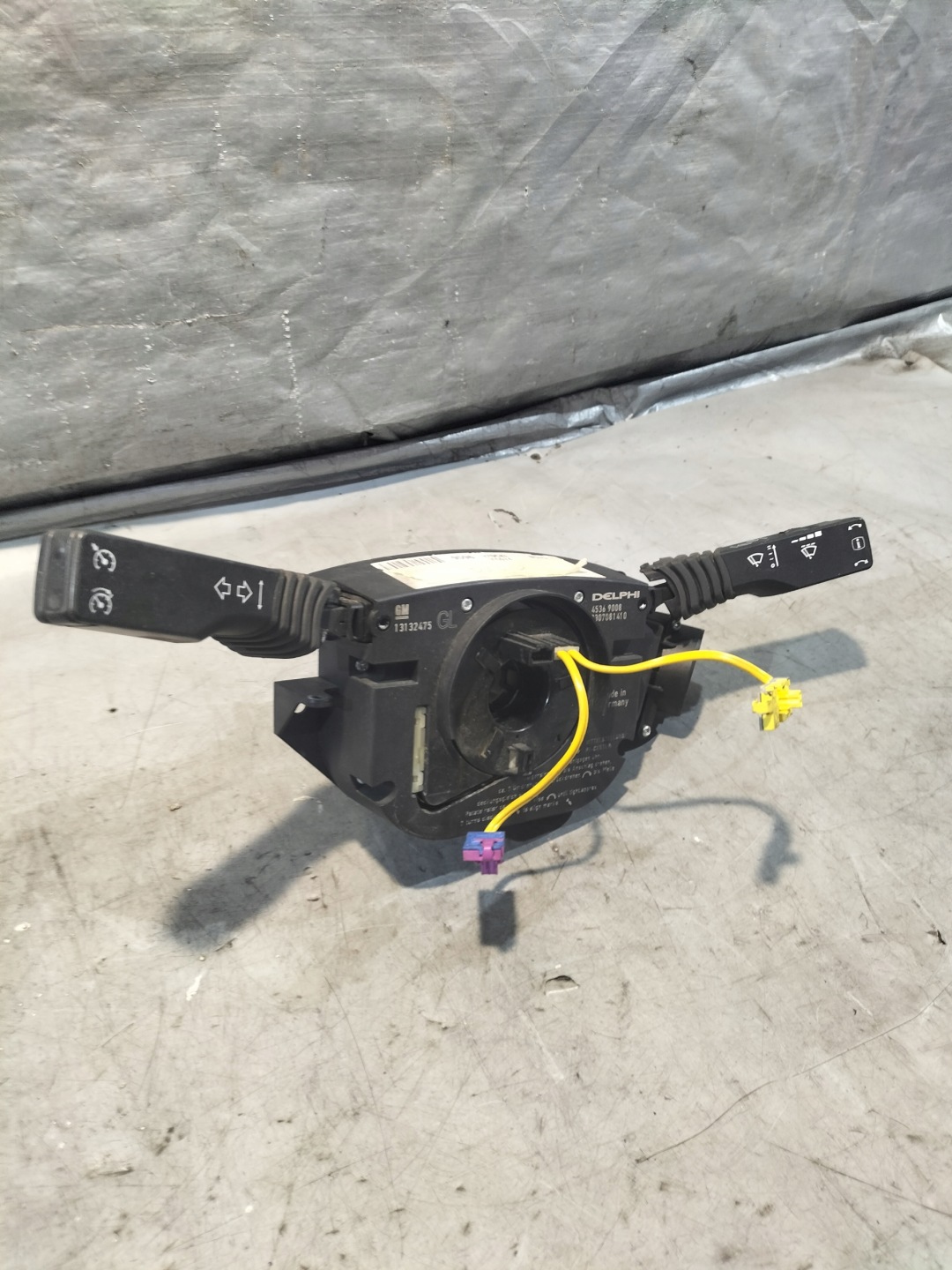 Opel vectra C , steering wheel levers and controls