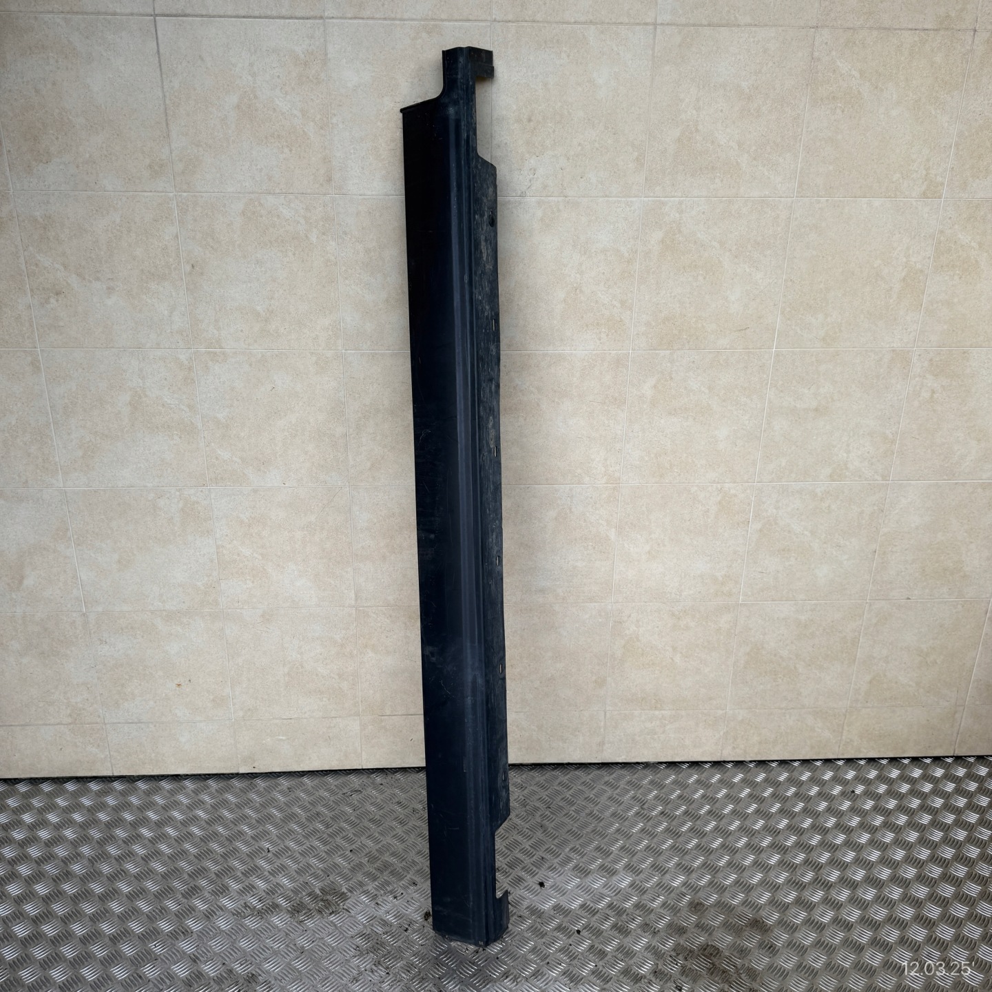 moulding threshold right LAND ROVER DISCOVERY V CPLA-101D56-AA