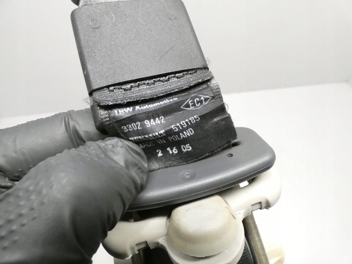 Gurten Sicherheits mitte heck RENAULT MODUS 04-12 519185