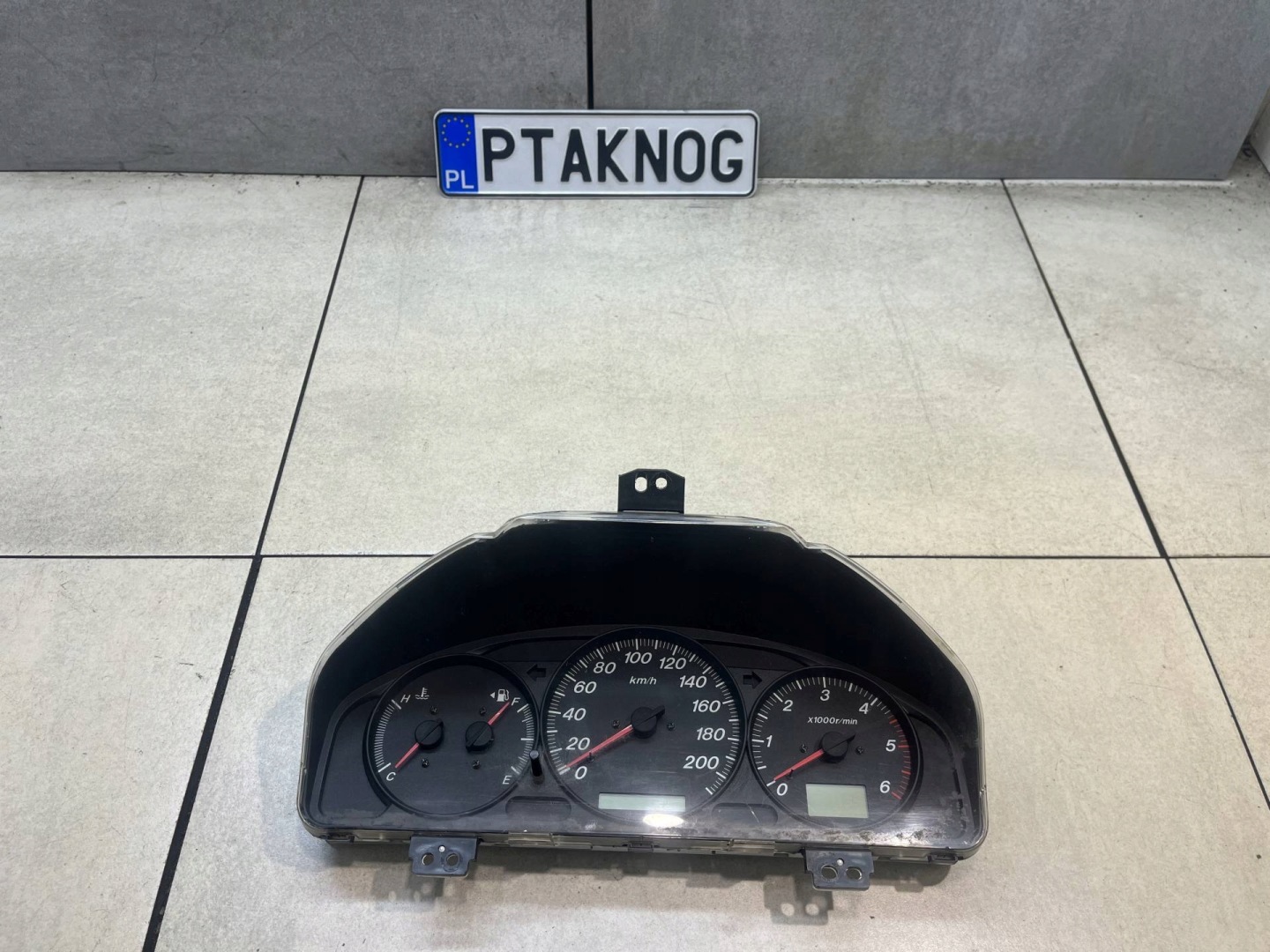 dials dials MAZDA MPV 2.0 D