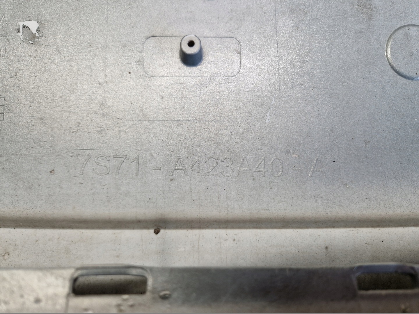FORD MONDEO MK4 HB cap bonnet rear part cover
