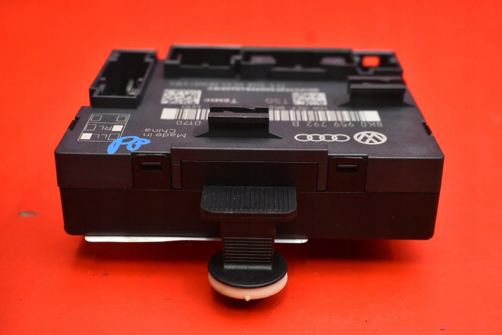 control unit module door right front 8K0959792B AUDI A4 B8 KOMBI 07-11