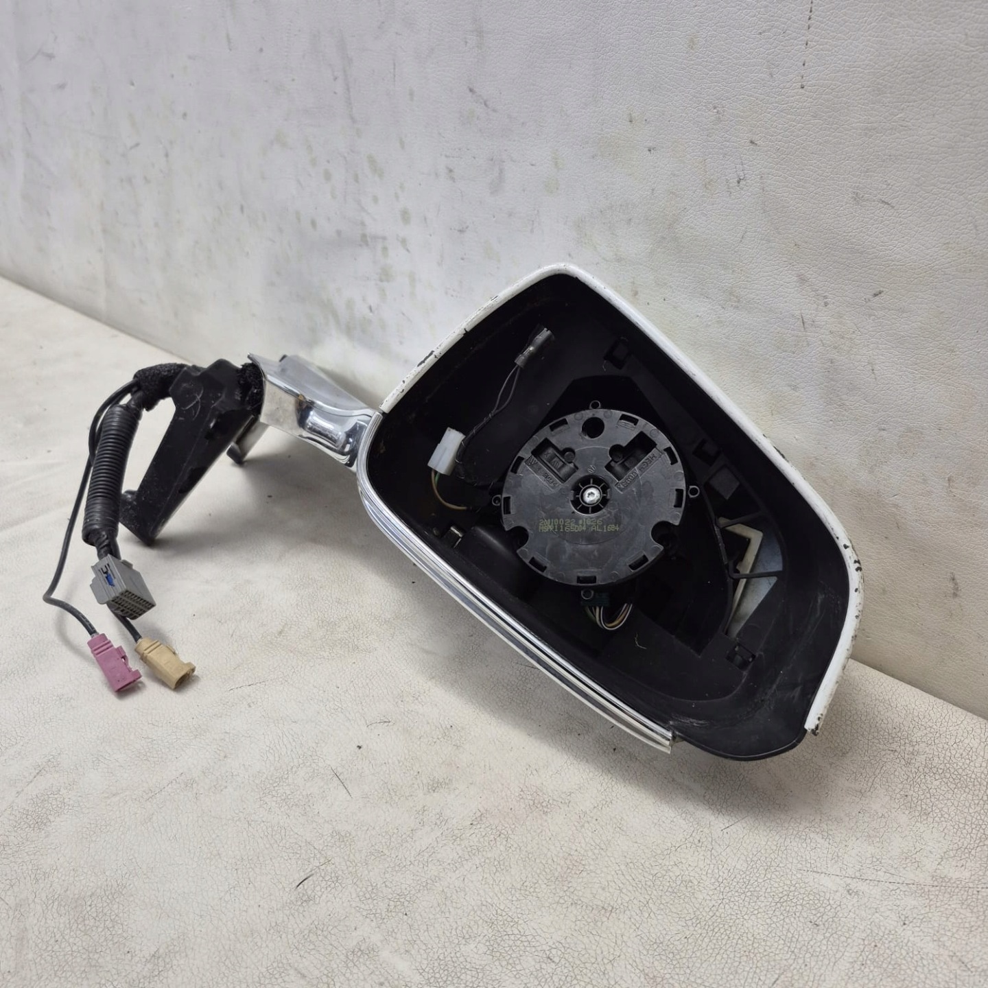 TESLA MODEL S 12-26 mirror front front right