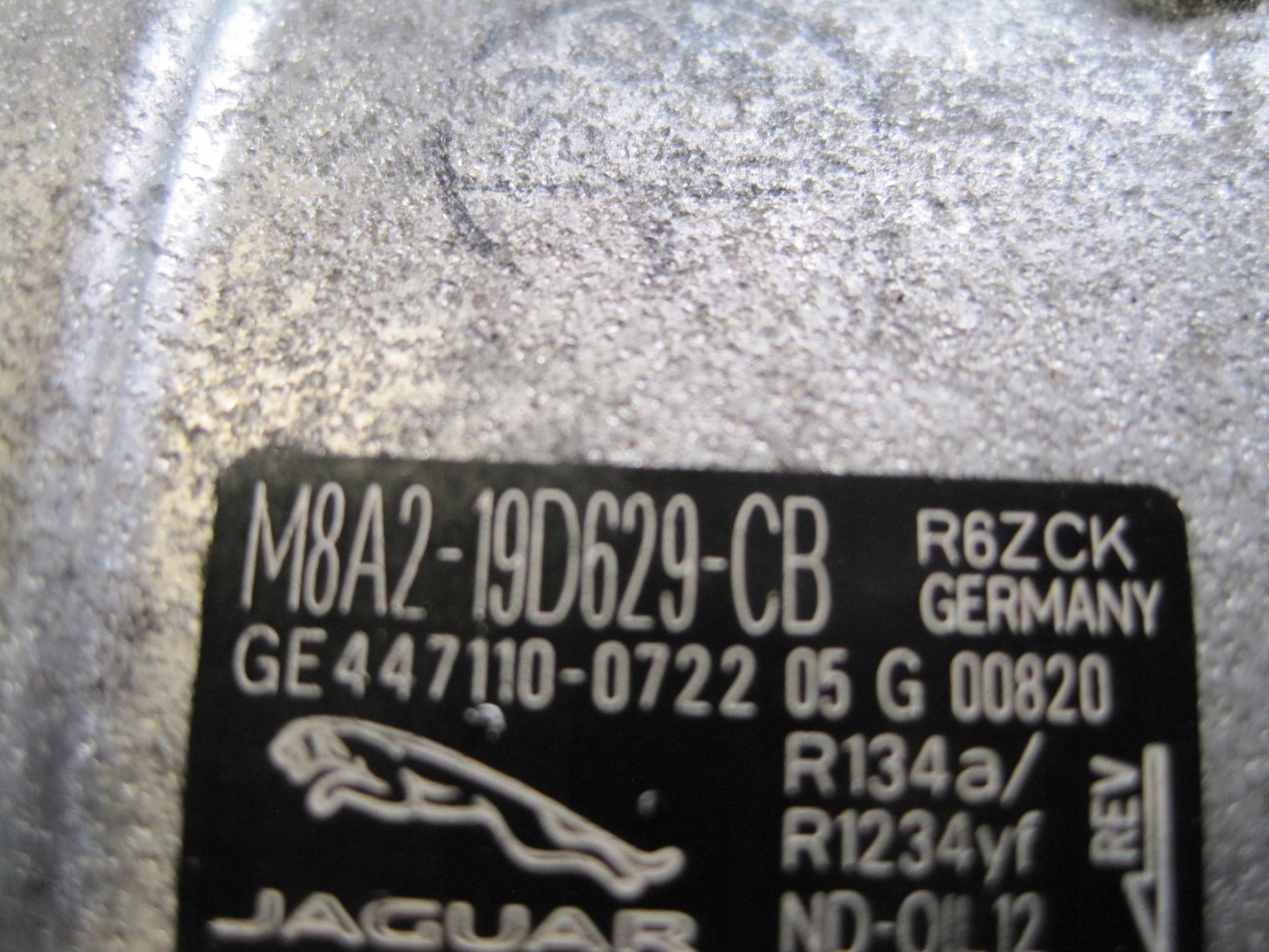 KLIMAKOMPRESSOR KLIMAANLAGE JAGUAR F PACE 2,0D M8A2-19D629-CB