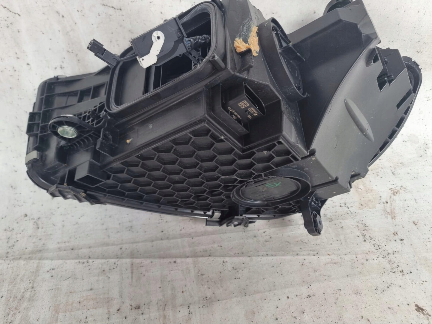 MERCEDES C-KLASA W206 21- FULL LED HIGH PERFORMANCE light right front