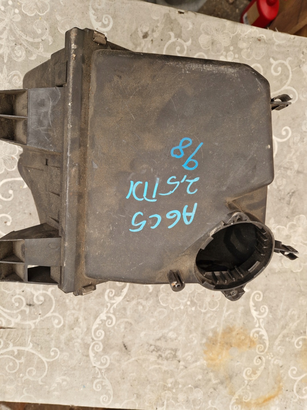 Gehäuse filter luft A6 C5 2.5 TDI 4B0133837F