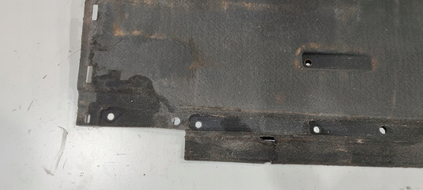 cover chassis right DUZA AUDI A4 B9 A5 8W 8W0825208