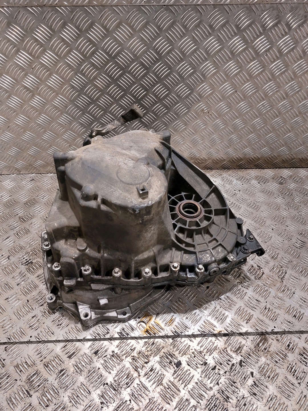 Getriebe OPEL SIGNUM 1.9CDTI F40