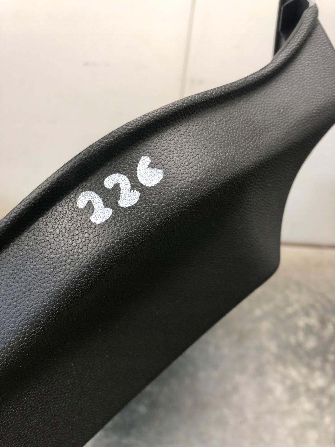 side door right front leather OPEL CORSA D 13232899