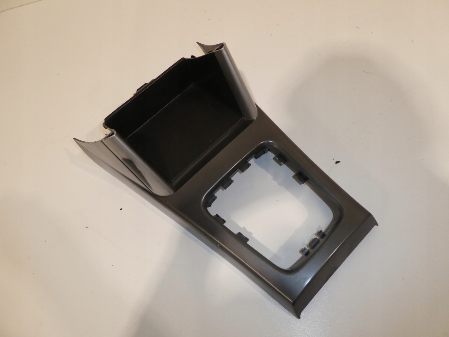 SUBARU FORESTER III RAHMEN BLENDE ABDECKUNG SCHALT GETRIEBE 92122SC030