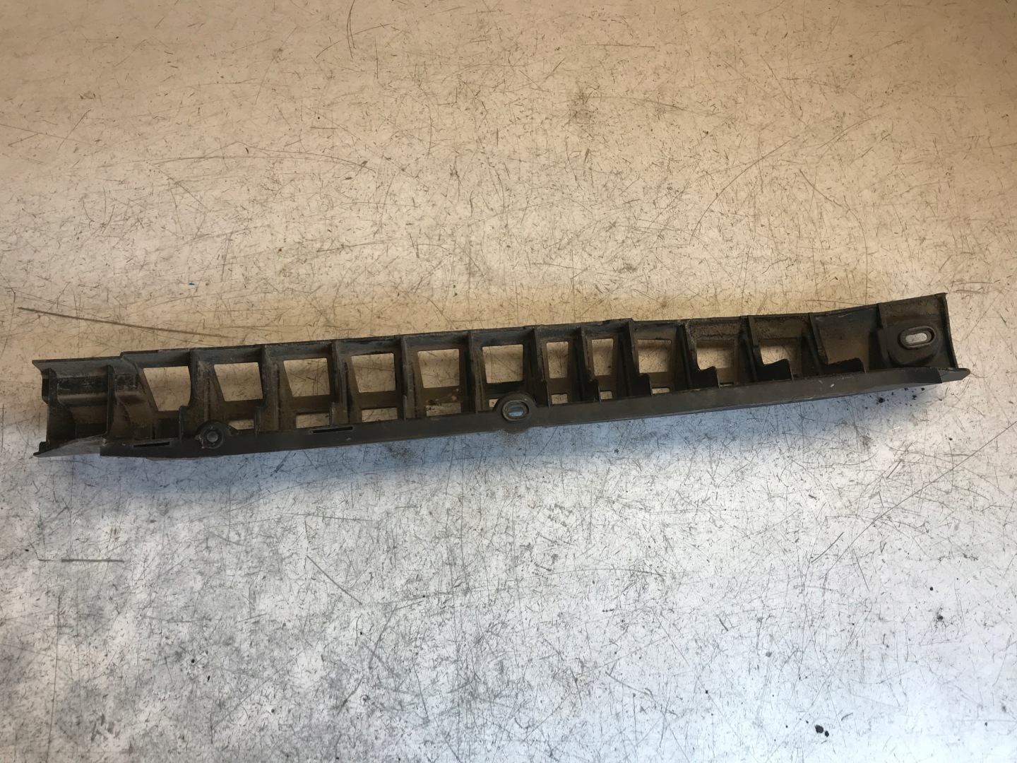bumper bracket right rear part ROOMSTER 5J7807864