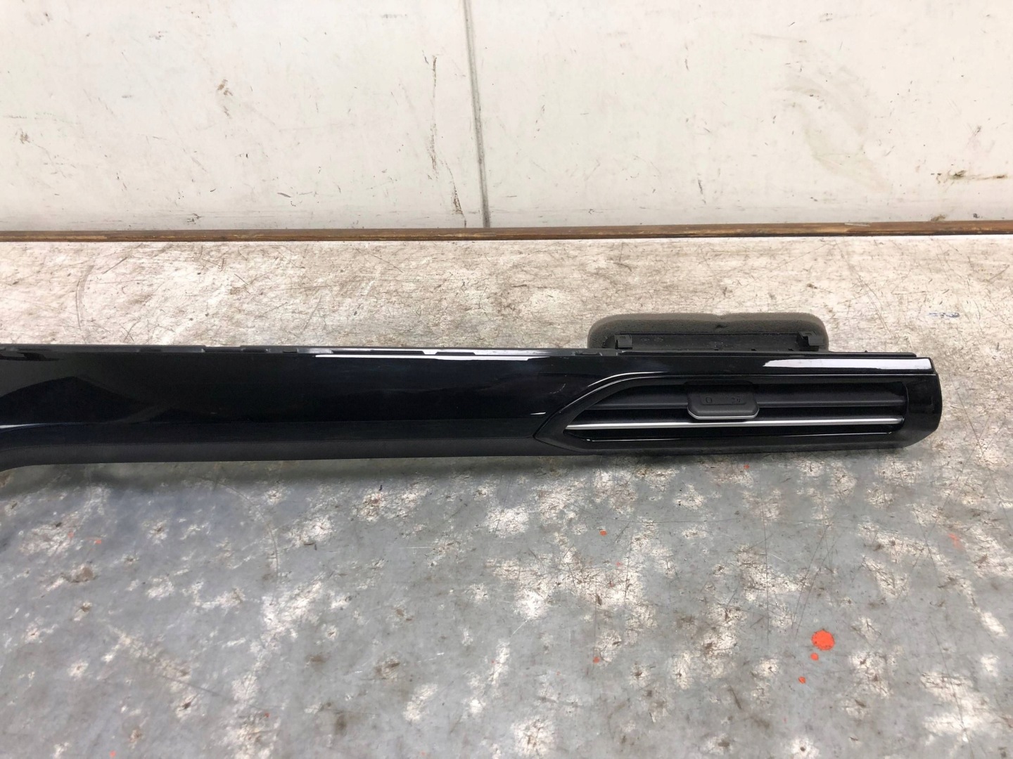 Moulage DEKOR Console VW ID4 ID.4 11B858416AA