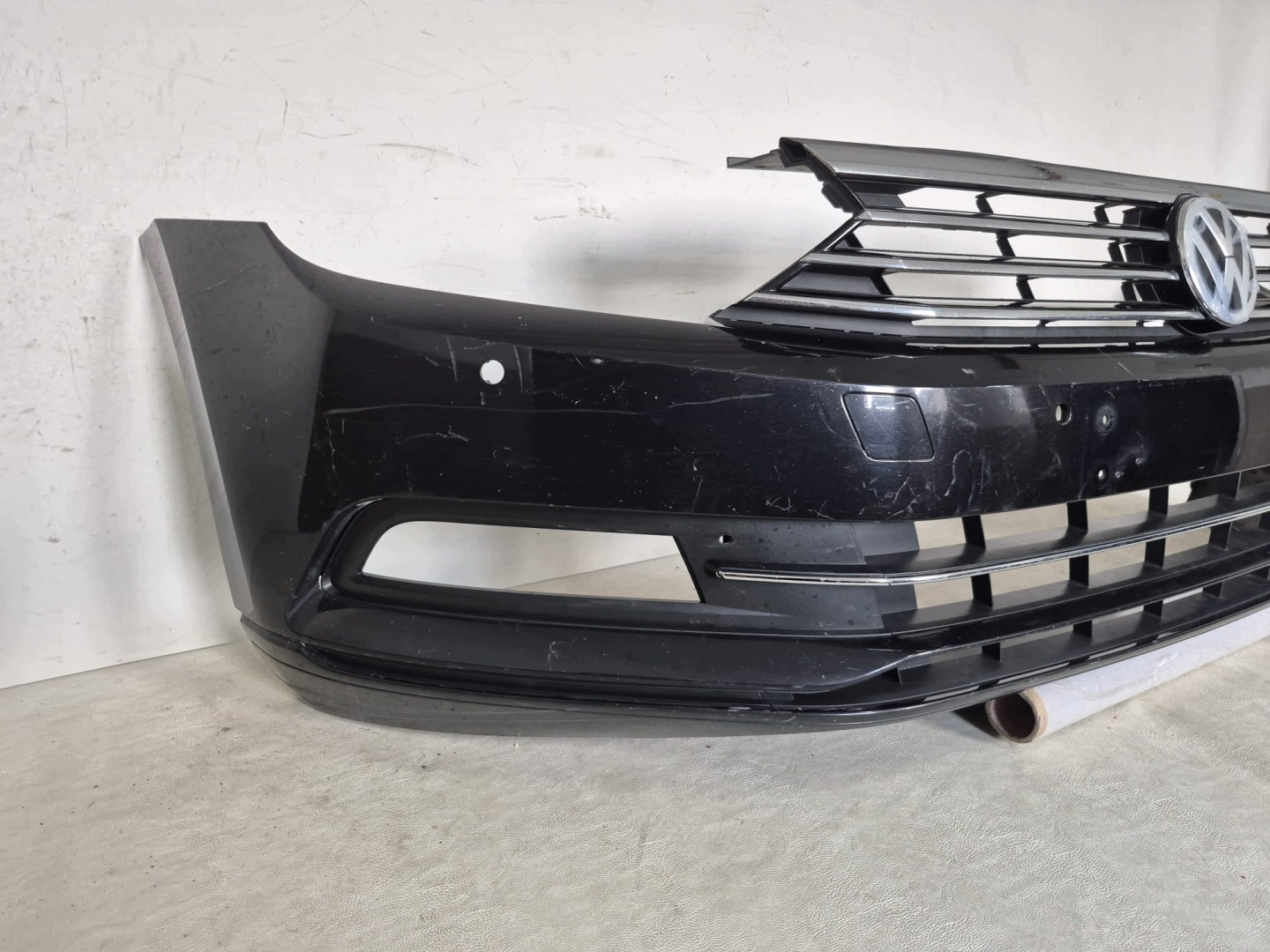 VW PASSAT B8 14-19 bumper front front 4XPDC 3G0807221