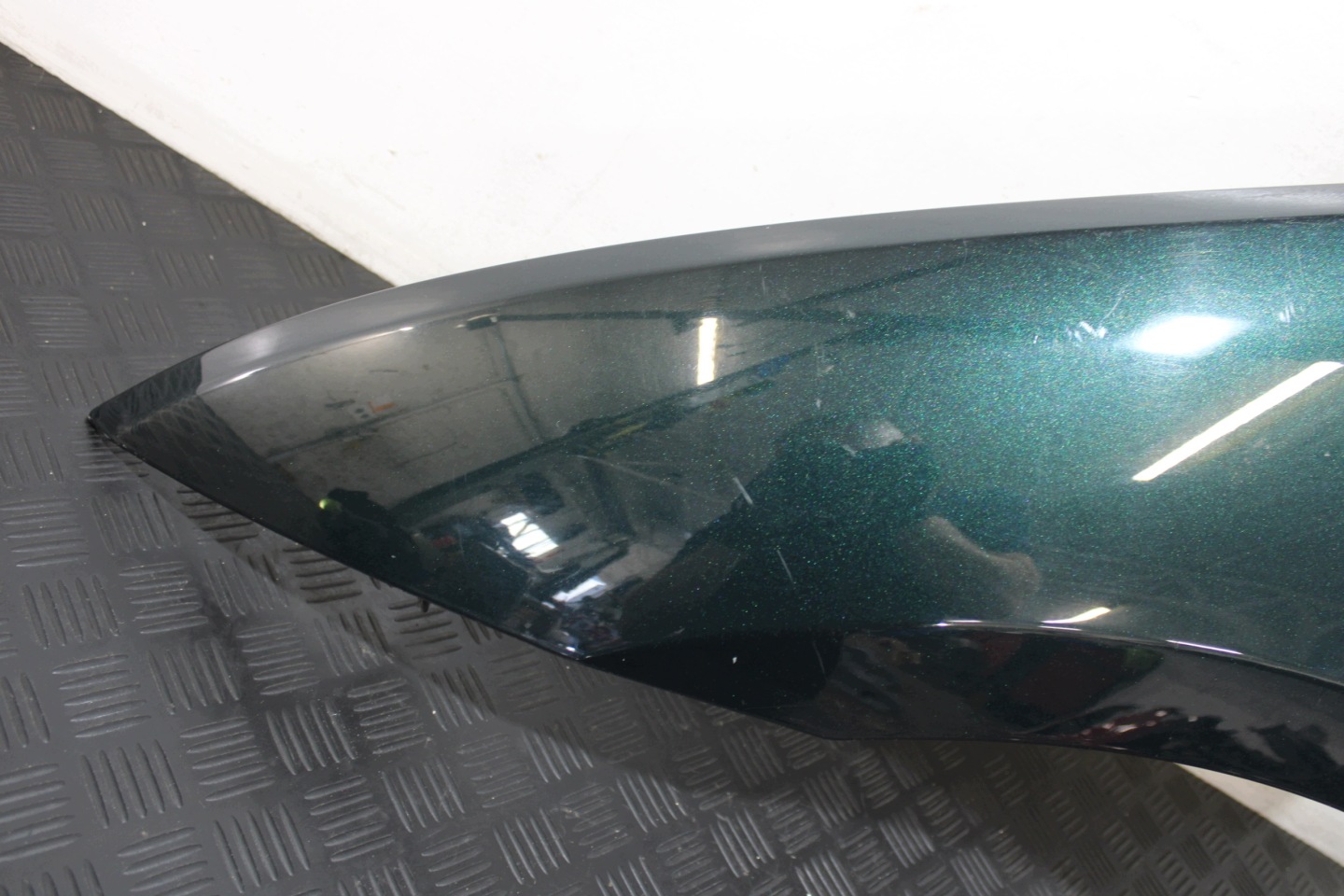 fender left front front JAGUAR F-PACE X761