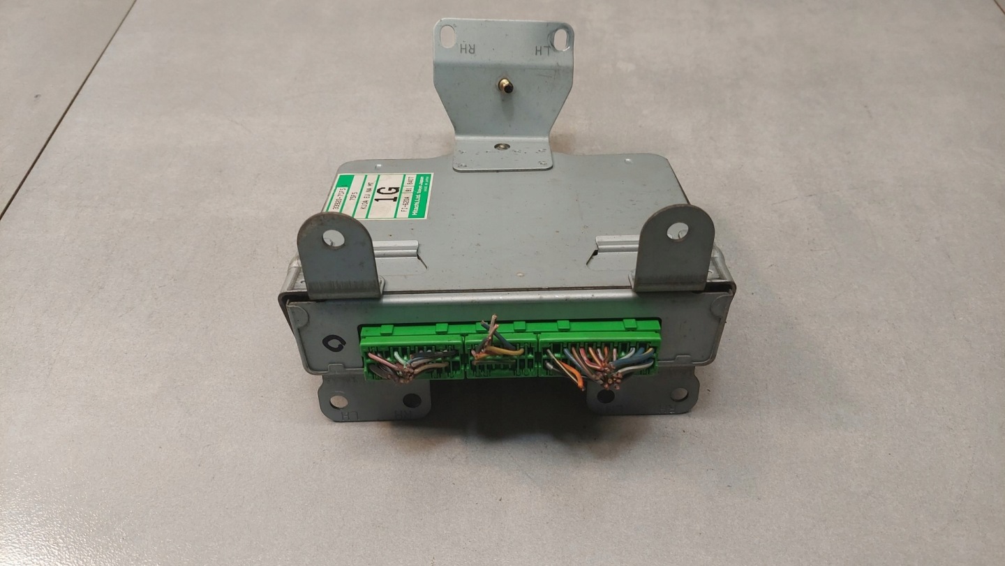 control unit of the engine SUZUKI WAGON R+ 1.0 3392075F5