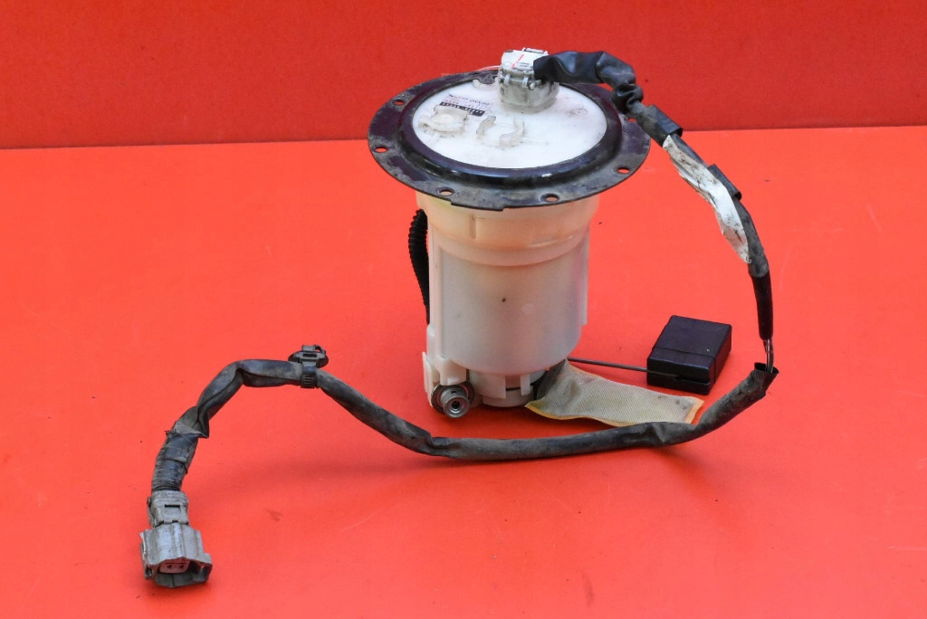 pumpa pumpa za gorivo 77020-48080 LEXUS RX 2 II 400H 3.3 V6 233 KM 03-06