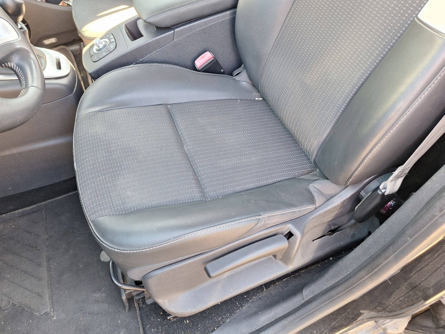RENAULT SCENIC III 3 MPV KROTKI 09-16 Sitz Sitze Halbleder 5-achse