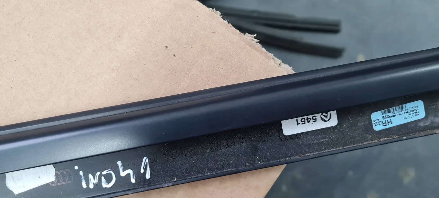 A6 C7 4G moulding dust right right rear part MAT 4G0853704A