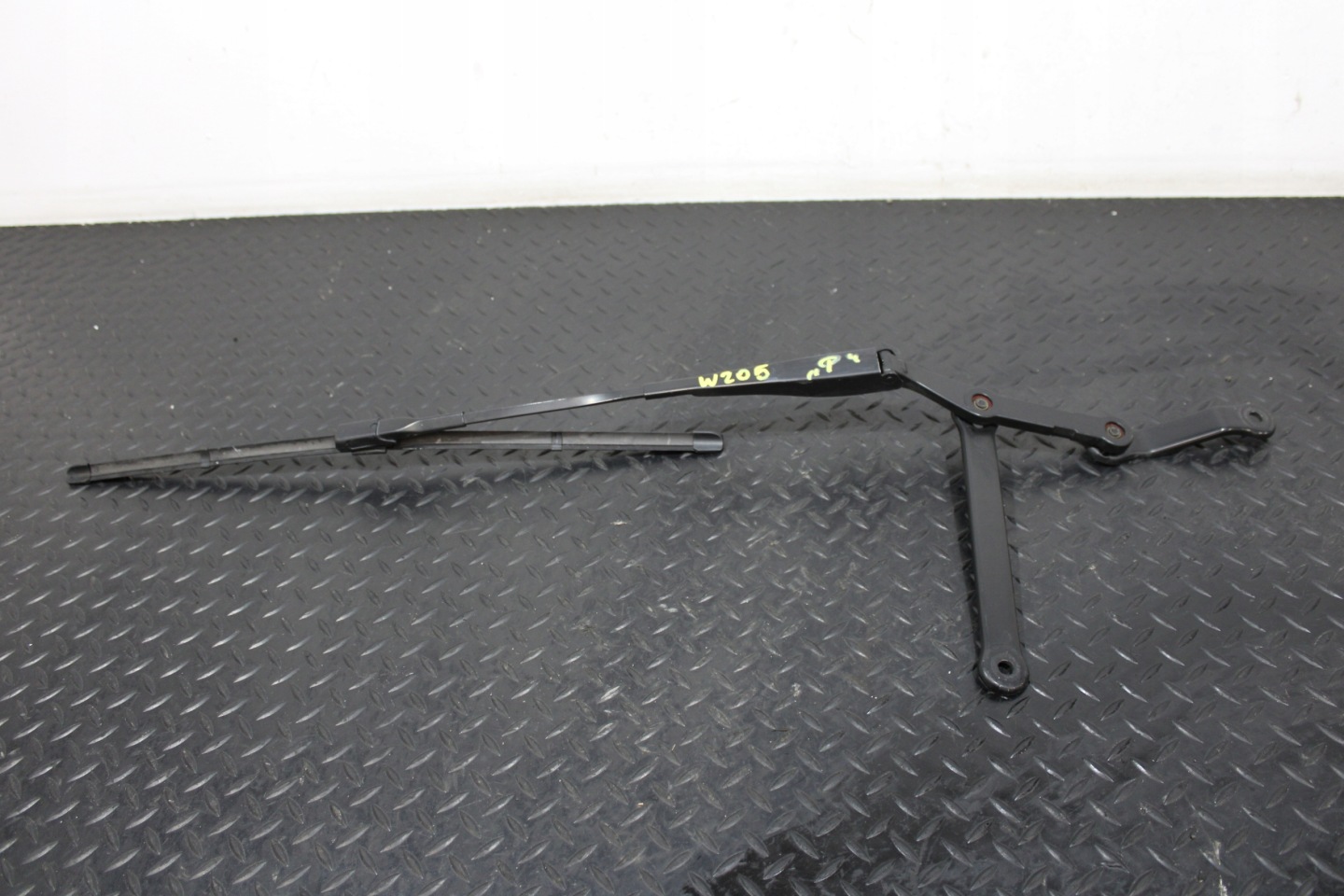 wiper arm wiper right MERCEDES C-KLASA W205
