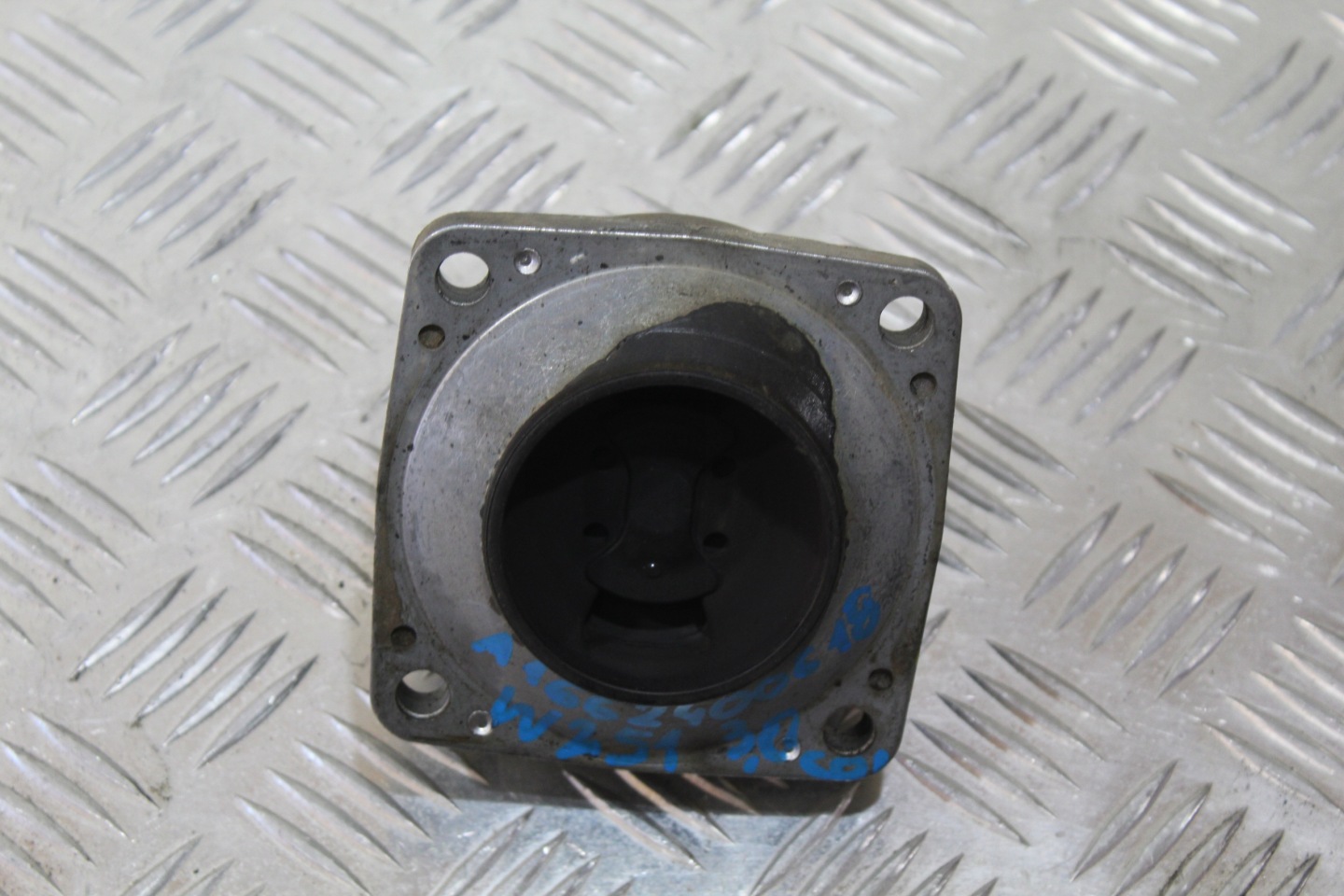 engine mount R-KLASA W251 AMG A2512404118