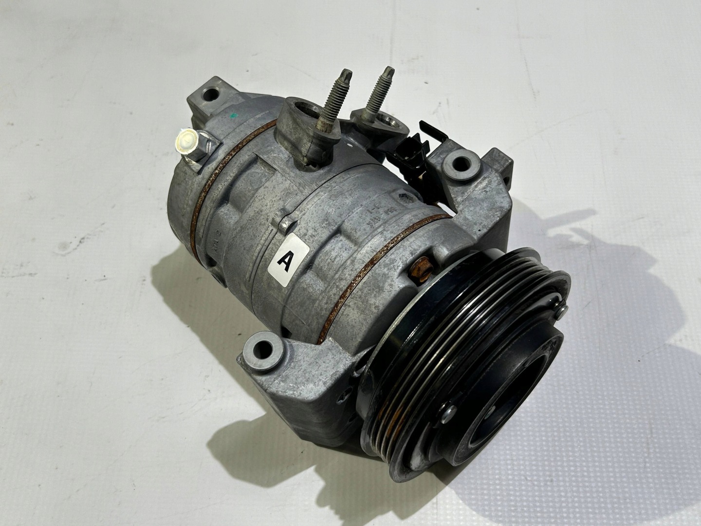 compressor; compressor of the air conditioning Ford Mustang V 3.7 2011-2014