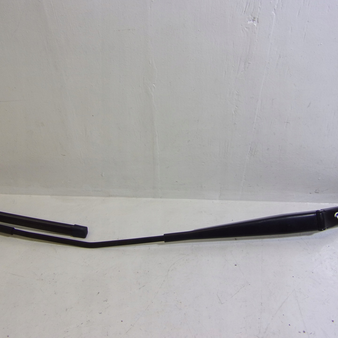 wiper arm front right SKODA RAPID 5JB955410