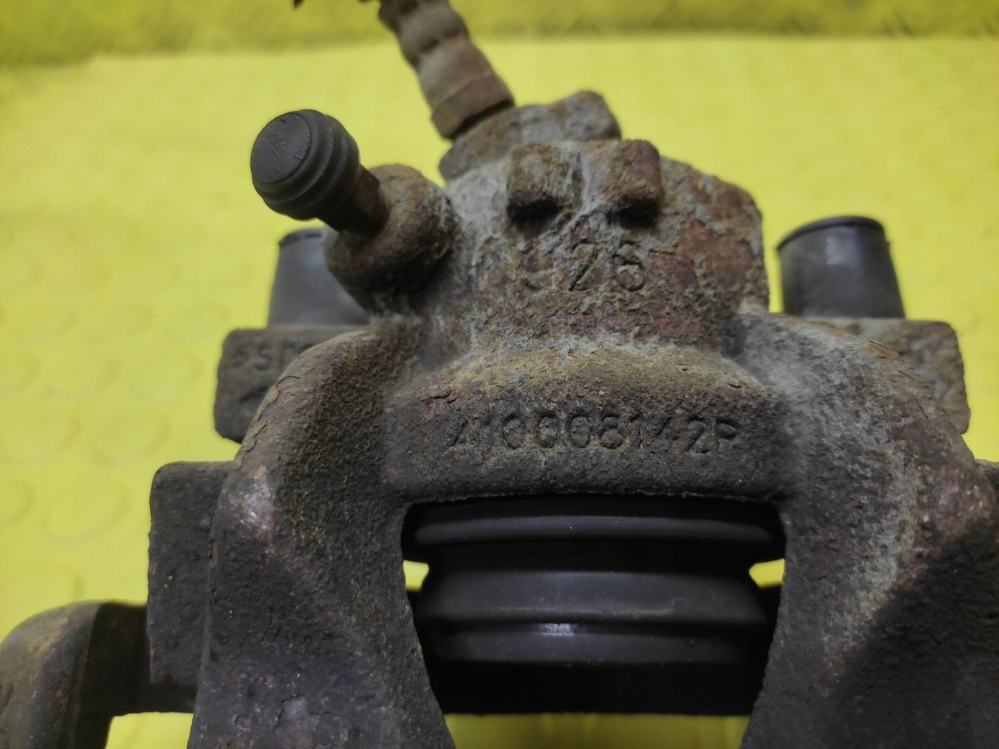 DACIA SANDERO II caliper HAMULOWY right front