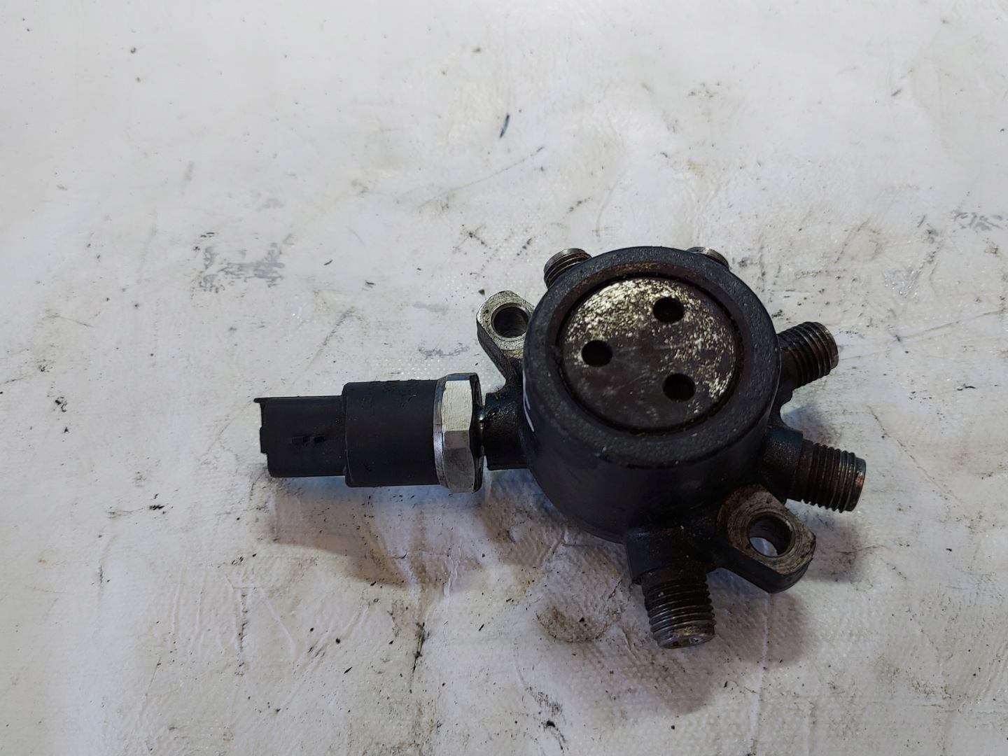 Rampe injection MEGANE II 1.5 DCI R9144Z010C