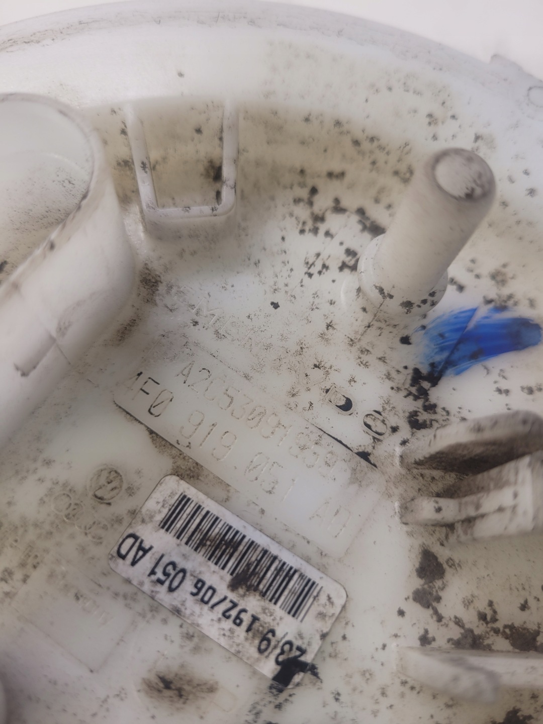 feed pump AUDI A6 C6 3.2 FSI 4.2 FSI 4F0919051AD