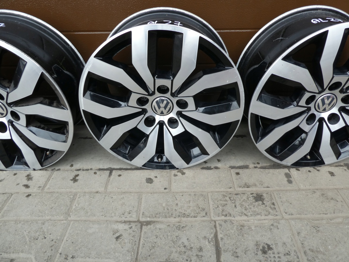 discs VW CARAVELLE T5 T6 AMAROK 17 2H0601025T